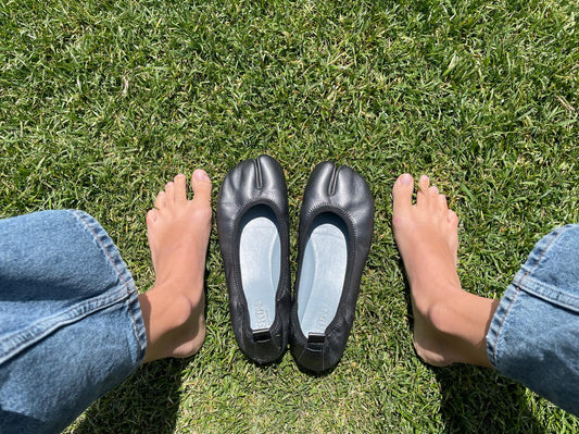 Differences between barefoot and grounding