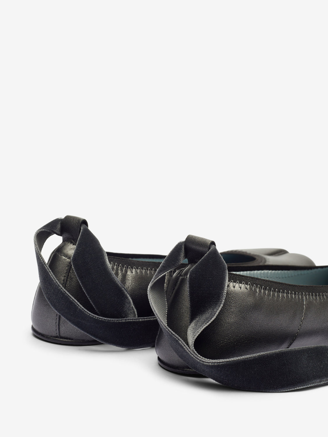 Barefoot black ballerinas