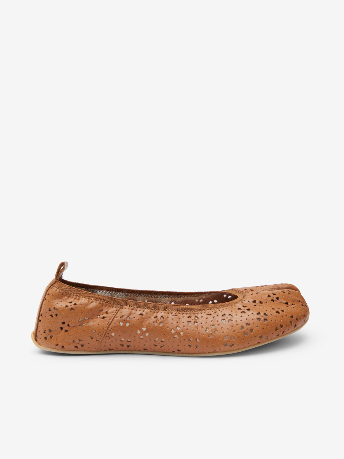 Brown die-cut ballerinas