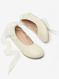 Bailarinas barefoot blancas