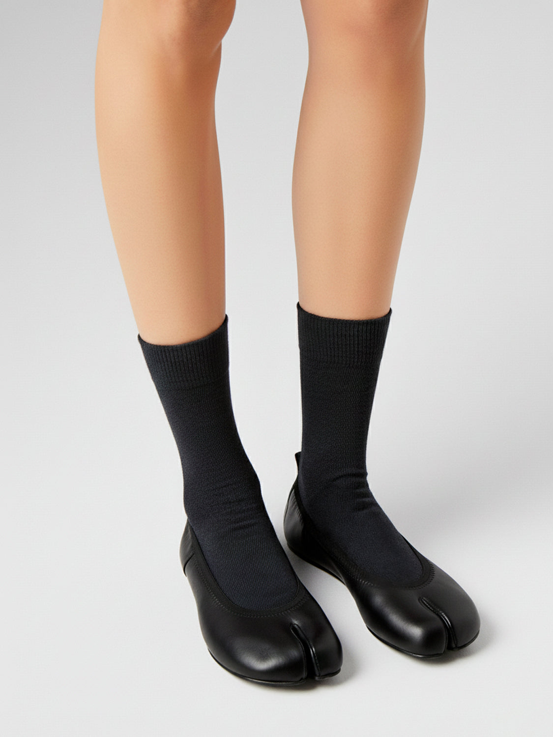 Tabi Socks - black