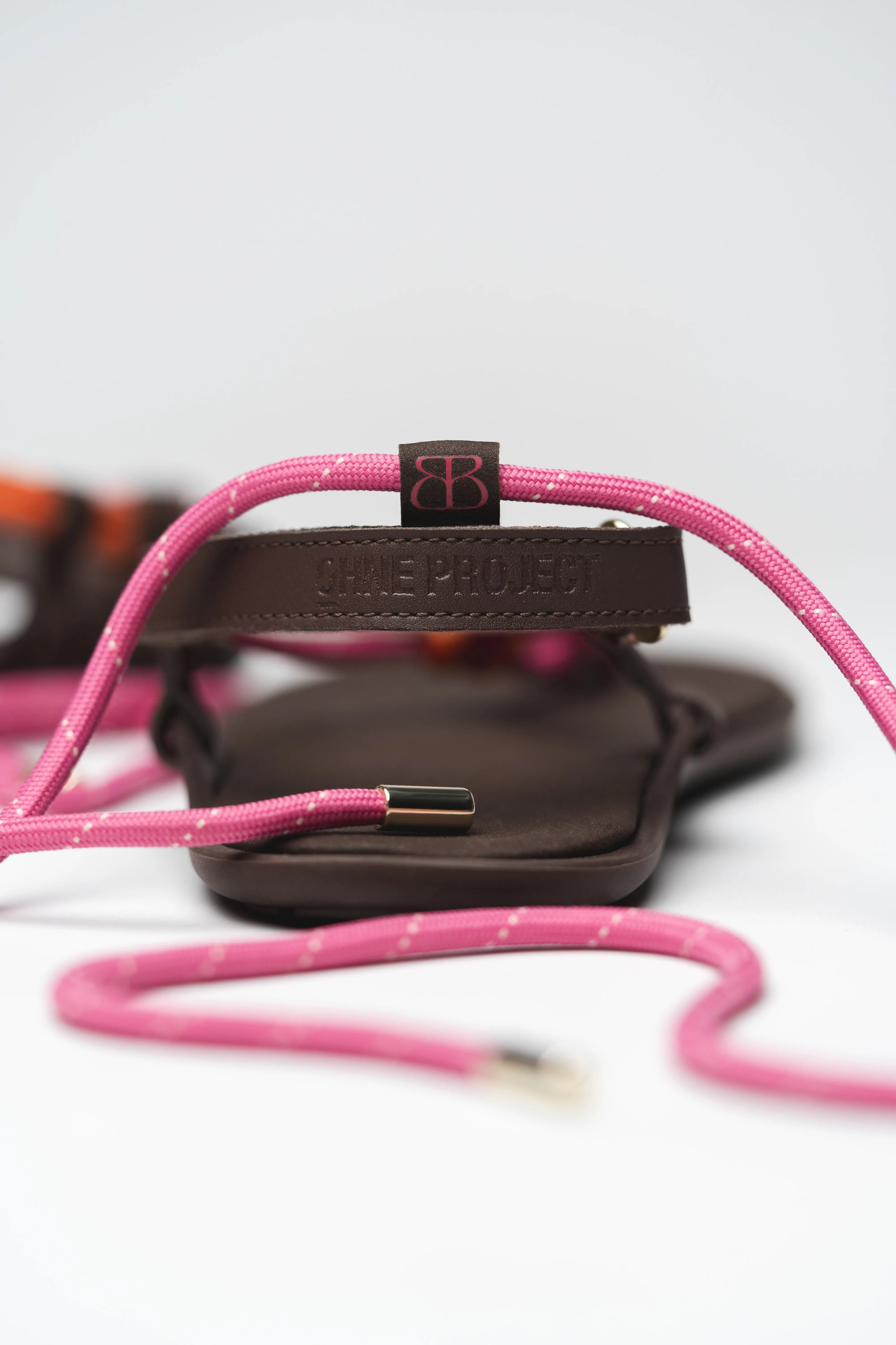 Sandalias Libertas Barefoot x Ohne Project