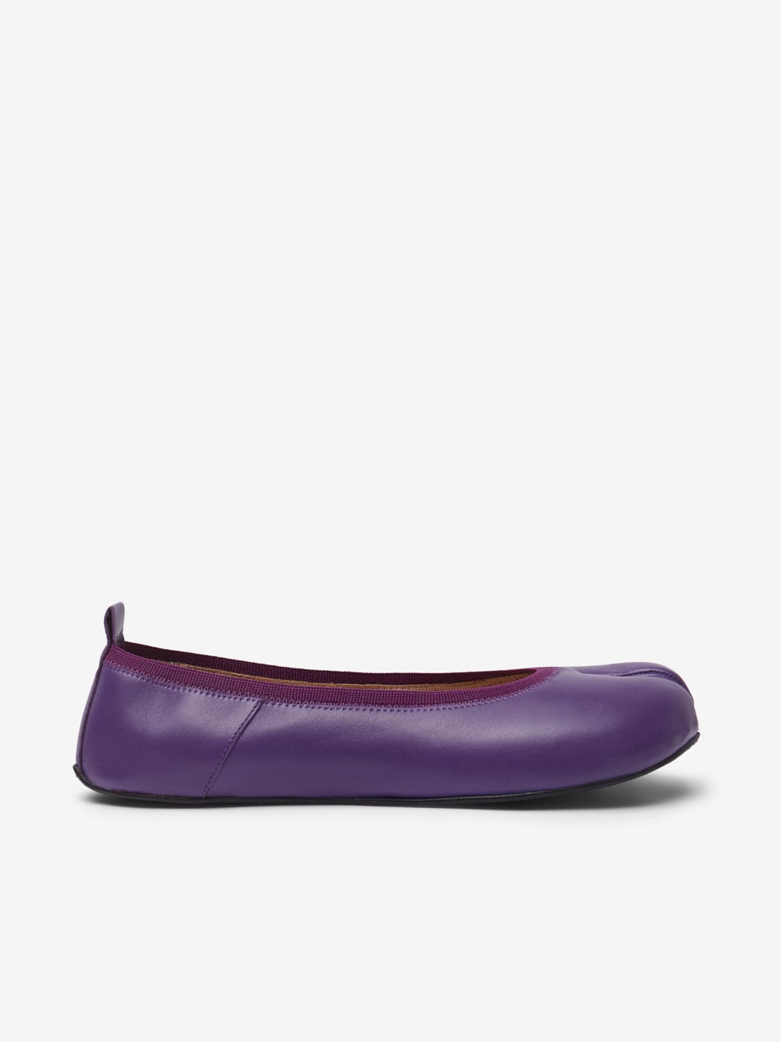 Purple barefoot ballerinas