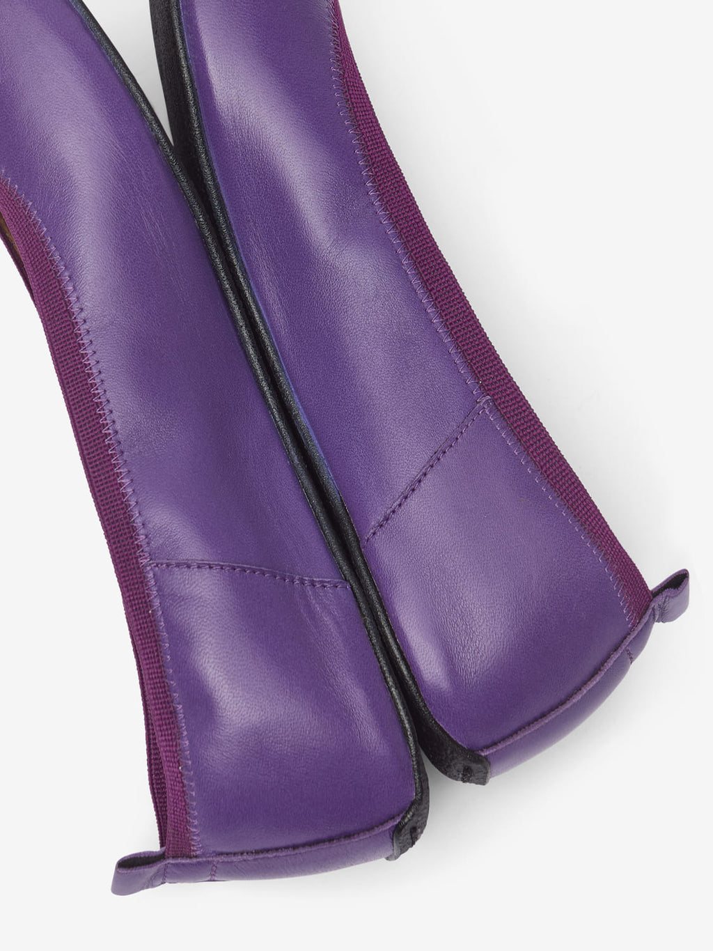 Purple barefoot ballerinas