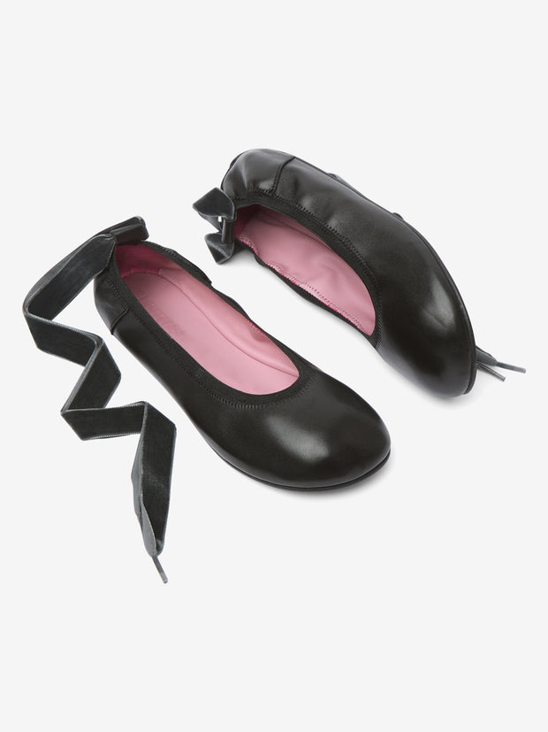 Bailarinas barefoot negras